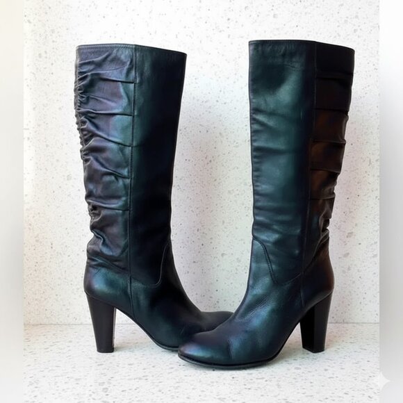 Hugo Boss Shoes - Sale 🔥 Authentic Hugo Boss iridescent Leather Boots!